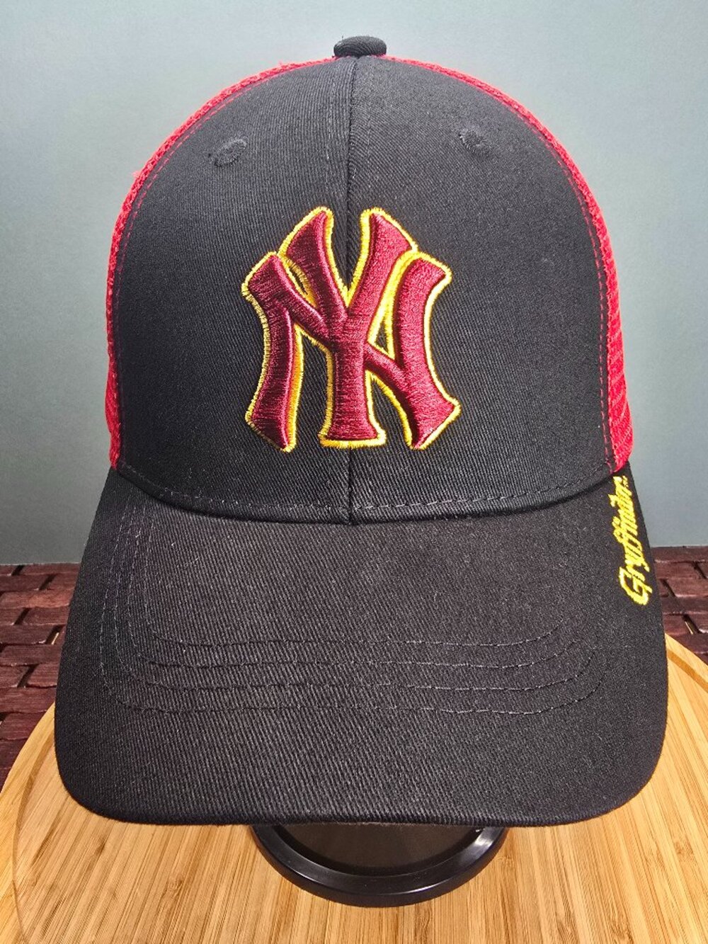 NY Yankees Harry Potter Griffindor Snapback Hat - Mesh Trucker Cap